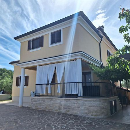 Apartmani Berber Babici Luaran gambar
