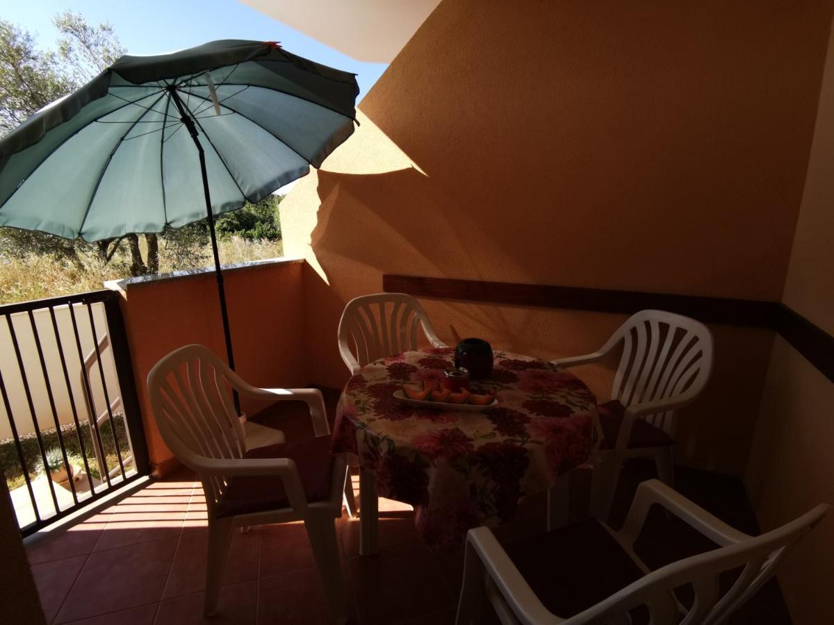 Apartmani Berber Babici Luaran gambar