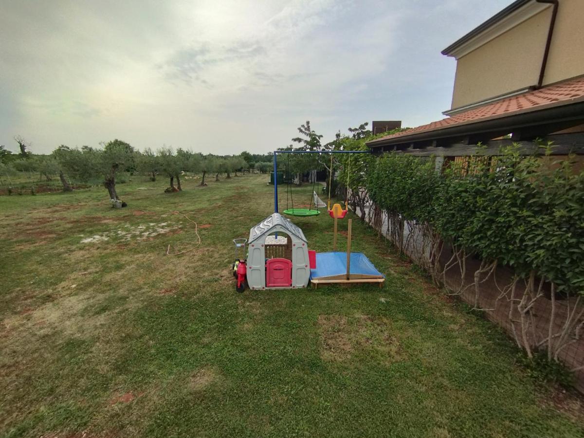 Apartmani Berber Babici Luaran gambar